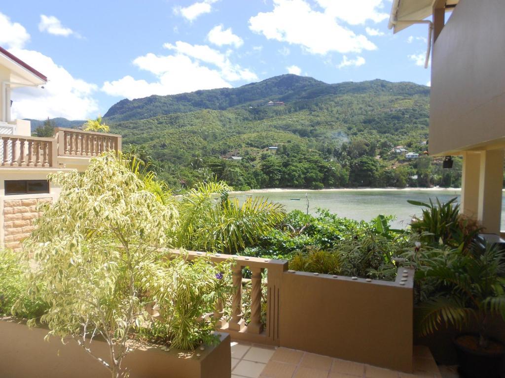 Bayview Villas Seychelles Anse Boileau エクステリア 写真